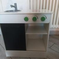 cucina giocattolo 