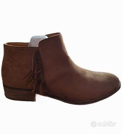 Stivaletto corto donna Bata