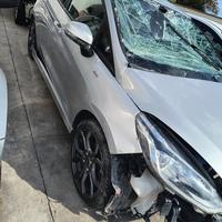 Ford Fiesta MK8 per ricambi 