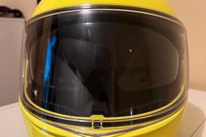 casco nuovo giallo fluo taglia XL 
