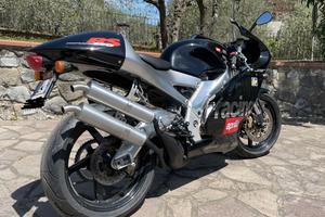 Aprilia RS 250 1999 2 tempi rs250 2t