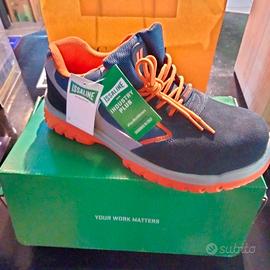 SCARPE ANTIFORTUNISTICHE N 45