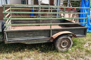 Rimorchio agricolo / carrello monoasse con sponde
