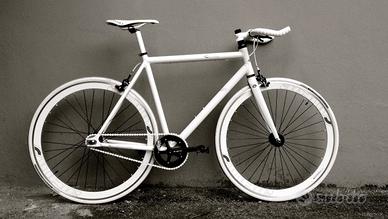 Bicicletta Cinelli Mystic bootleg - scatto fisso