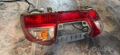 Fanale posteriore suzuki burgman
