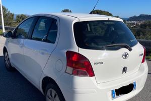 Toyota Yaris 1.0 5 porte