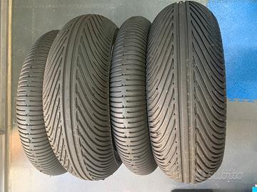 Treno Dunlop Rain