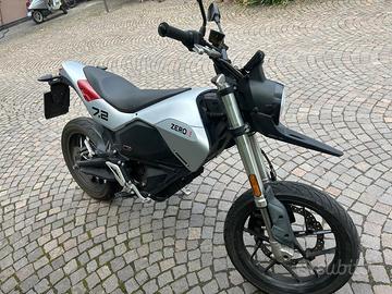 ZERO FXE 125 - 44CV - (patente A1) - 2022