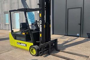 CARRELLO ELEVATORE ELETTRICO CLARK CTM 20