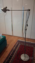 LAMPADA  DA TERRA ZONA LETTURA DIVANO POLTRONA