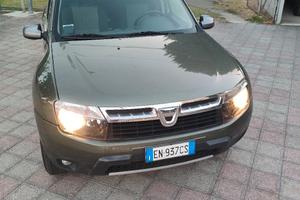 Dacia Dustet