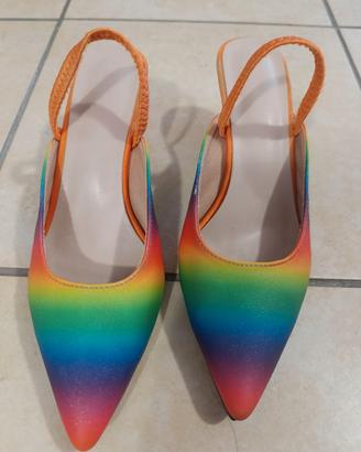 Scarpe col tacco, aperte sul tallone, arcobaleno