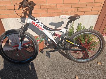 bicicletta ragazzo/a MTB da 24" Aurelia 