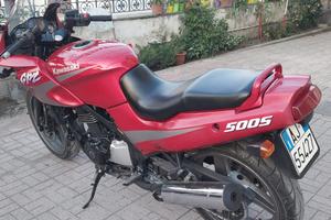 MOTO KAWASAKI