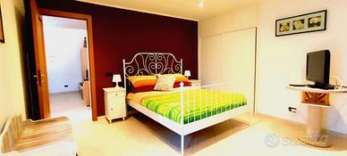 Pasqua al mare Ostia centro con giardino terrazzo