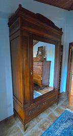 Armadio Liberty Siciliano mobili antichi