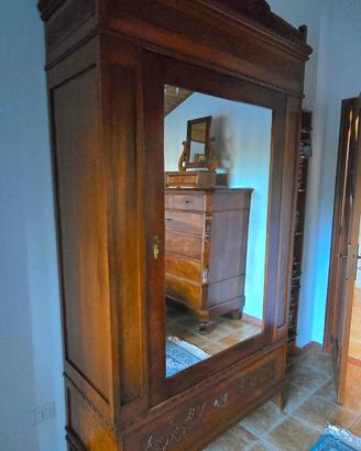 Armadio Liberty Siciliano mobili antichi