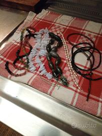 collezione assortita di collane  senza susta