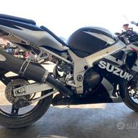 Ricambi suzuki gsxr 600 2001/2003 k1 k2 k3 entra
