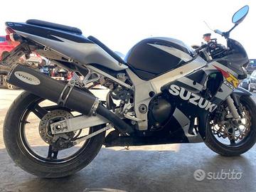 Ricambi suzuki gsxr 600 2001/2003 k1 k2 k3 entra