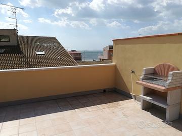 Splendida terrazza in centro vista mare