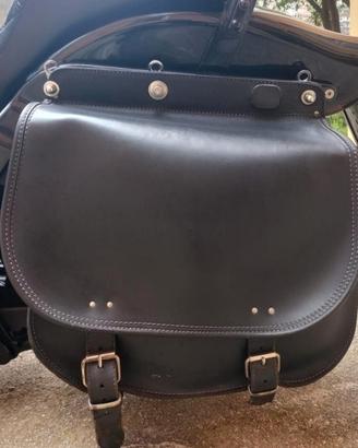 borsa laterale in cuoio 