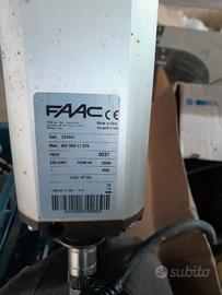 Motore per cancello Faac