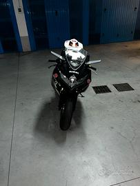 Suzuki gsx r 600