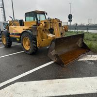 Sollevatore telescopico Caterpillar TH63
