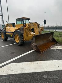 Sollevatore telescopico Caterpillar TH63