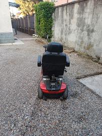 Scooter elettrico per anziani e disabili
