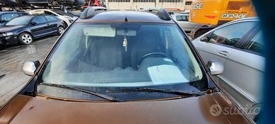 DACIA DUSTER 2012 - PARABREZZA ANTERIORE