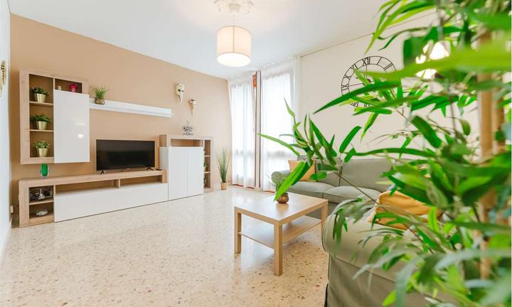 CAMPALTO APP.TO TRE CAMERE CON ASCENSORE