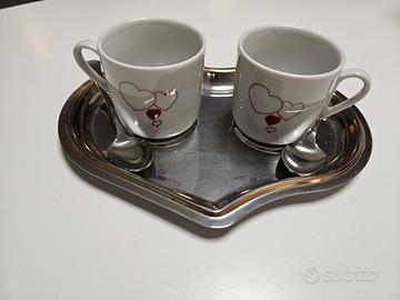 set tazzine con cuori 