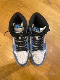 Jordan 1 Retro High OG blu universitario