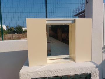 specchio contenitore bagno