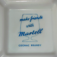 posacenere ashtray cendrier martell da tavolo 1970