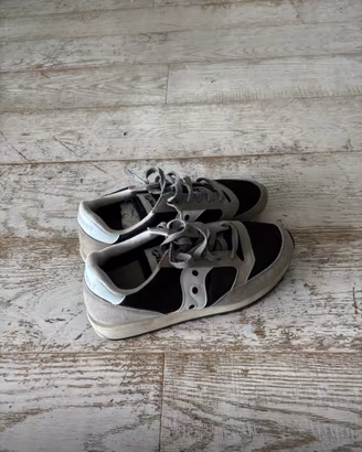 Saucony