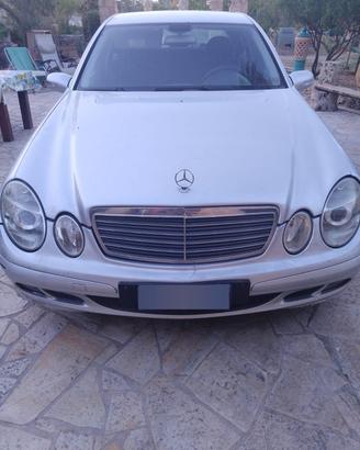 Mercedes-Benz E 220 CDI Berlina (W211) 