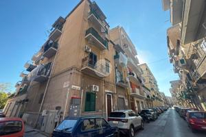 2 LOCALI A PALERMO