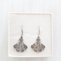 Orecchini pendenti in argento filigranato