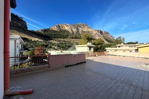 4 LOCALI A SANTA FLAVIA