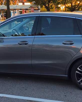 Mercedes Benz B200