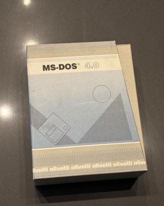 Lotto Olivetti MS-DOS 4.0 + Windows 3.0a  8 floppy