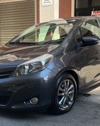 Toyota Yaris 1.0 5 porte style