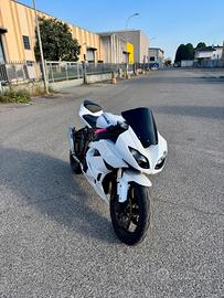 Kawasaki ninja zx-6r A2