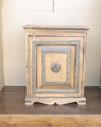 Armadio rustico legno con anta