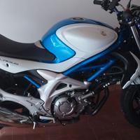 Suzuki gladius 650