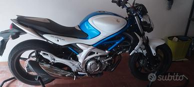 Suzuki gladius 650