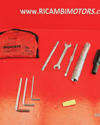 KIT ATTREZZI DUCATI MONSTER 696